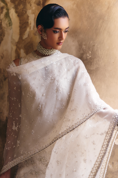 Suffuse | Silk Pret Summer 25 | ELUNA XL White Silk