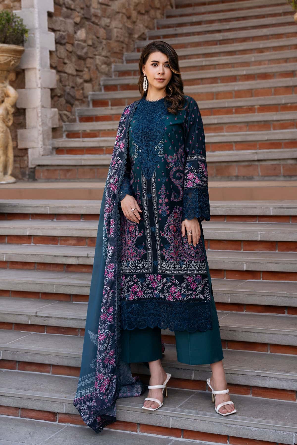 Afrozeh | Damask The Holiday Edit 25 | Azrina B XS Zinc Lawn