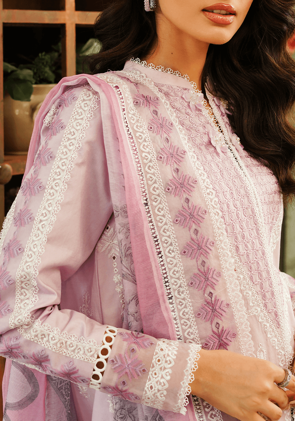 Zarqash | Tresor Luxury Lawn 24 | ZQT 001 FAYE - Pakistani Designer Dress - by Zarqash | Type: Luxury - 100% Original at Saira Sultan
