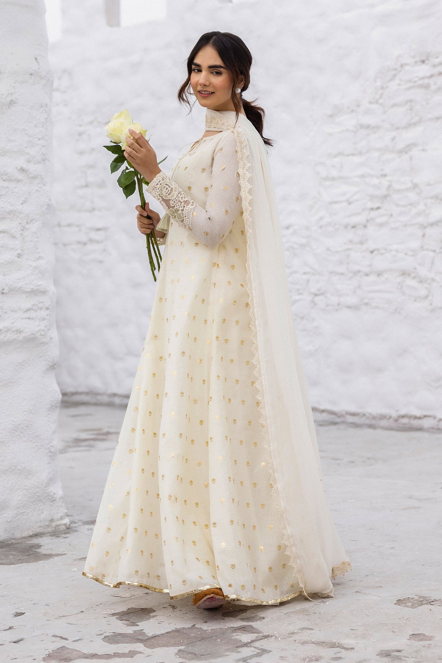 Erum Khan | Ramadan Edition | Hoor L White Cotton Karandi