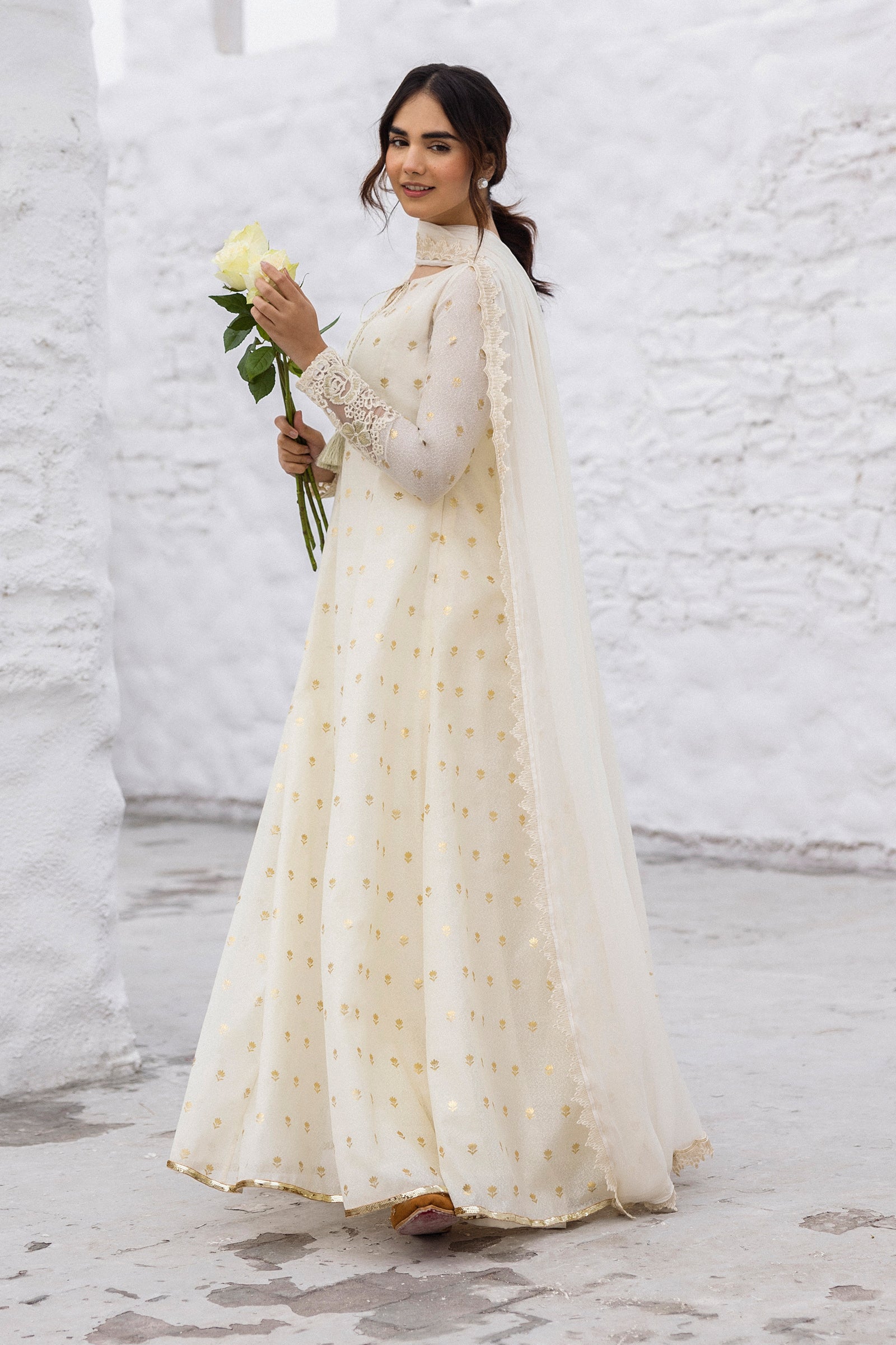Erum Khan | Ramadan Edition | Hoor L White Cotton Karandi