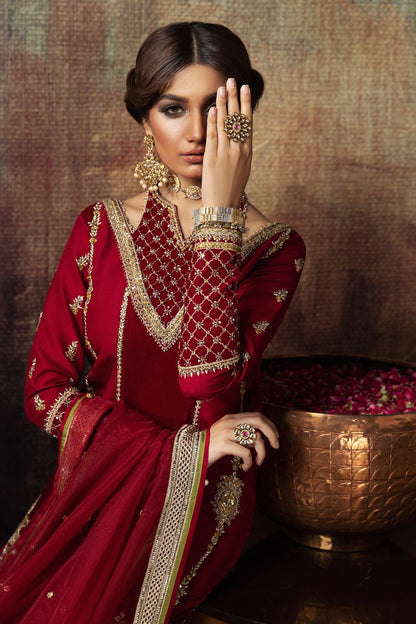 Erum Khan | Begham Jaan Bridal Formals | MALA - Pakistani Designer Dress - by Erum Khan | Type: Bridal - 100% Original at Saira Sultan