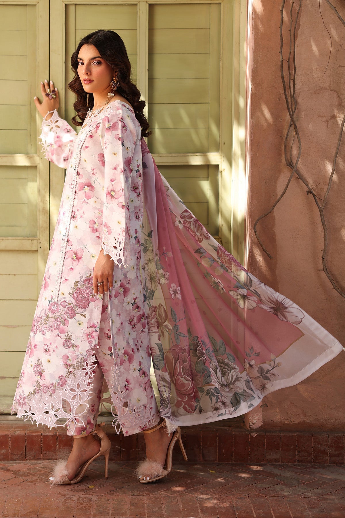 Alizeh | Embroidered Printed Festive Edit 25 | AF-EPL-7033-LIOR XL White Lawn