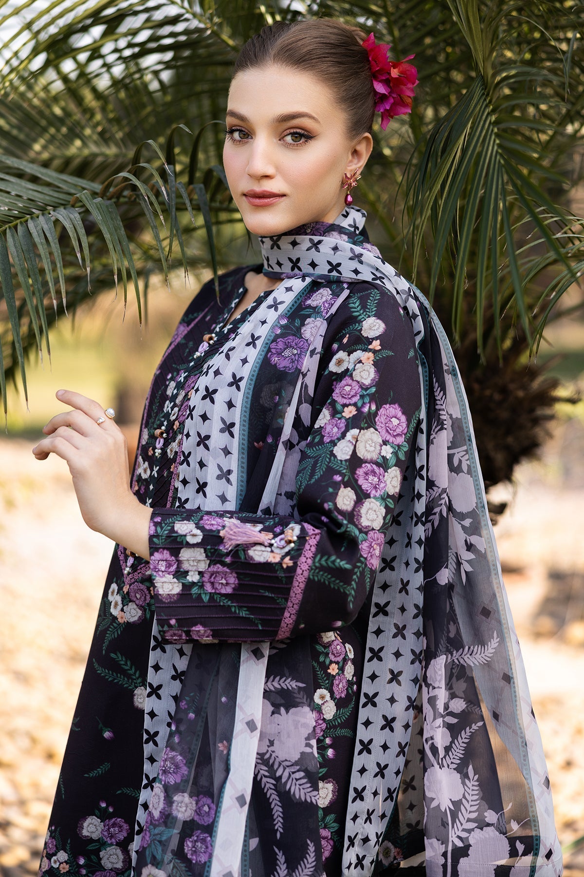 Alizeh | Sheen Lawn Prints 25 | AF-PL-6039-Tod L Black Lawn