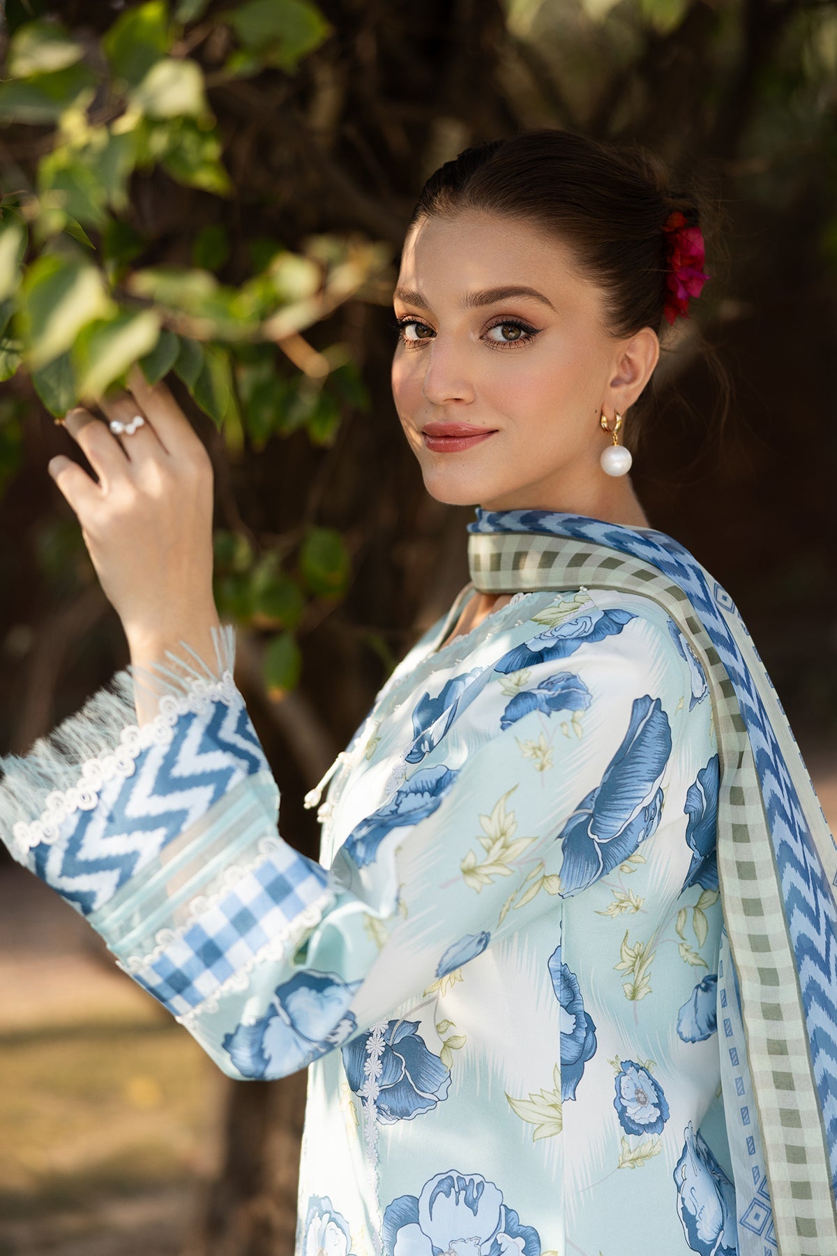 Alizeh | Sheen Lawn Prints 25 | AF-PL-6031-Laya M Ice Blue Lawn
