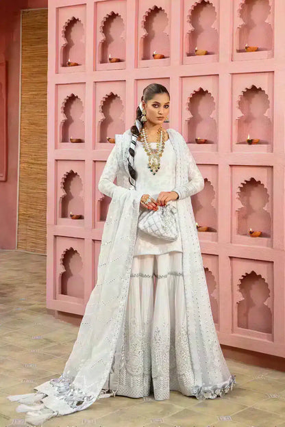 Nilofer Shahid | Nur e Subh Formals | Chandni - Pakistani Designer Dress - by Nilofer Shahid | Type: Formal - 100% Original at Saira Sultan