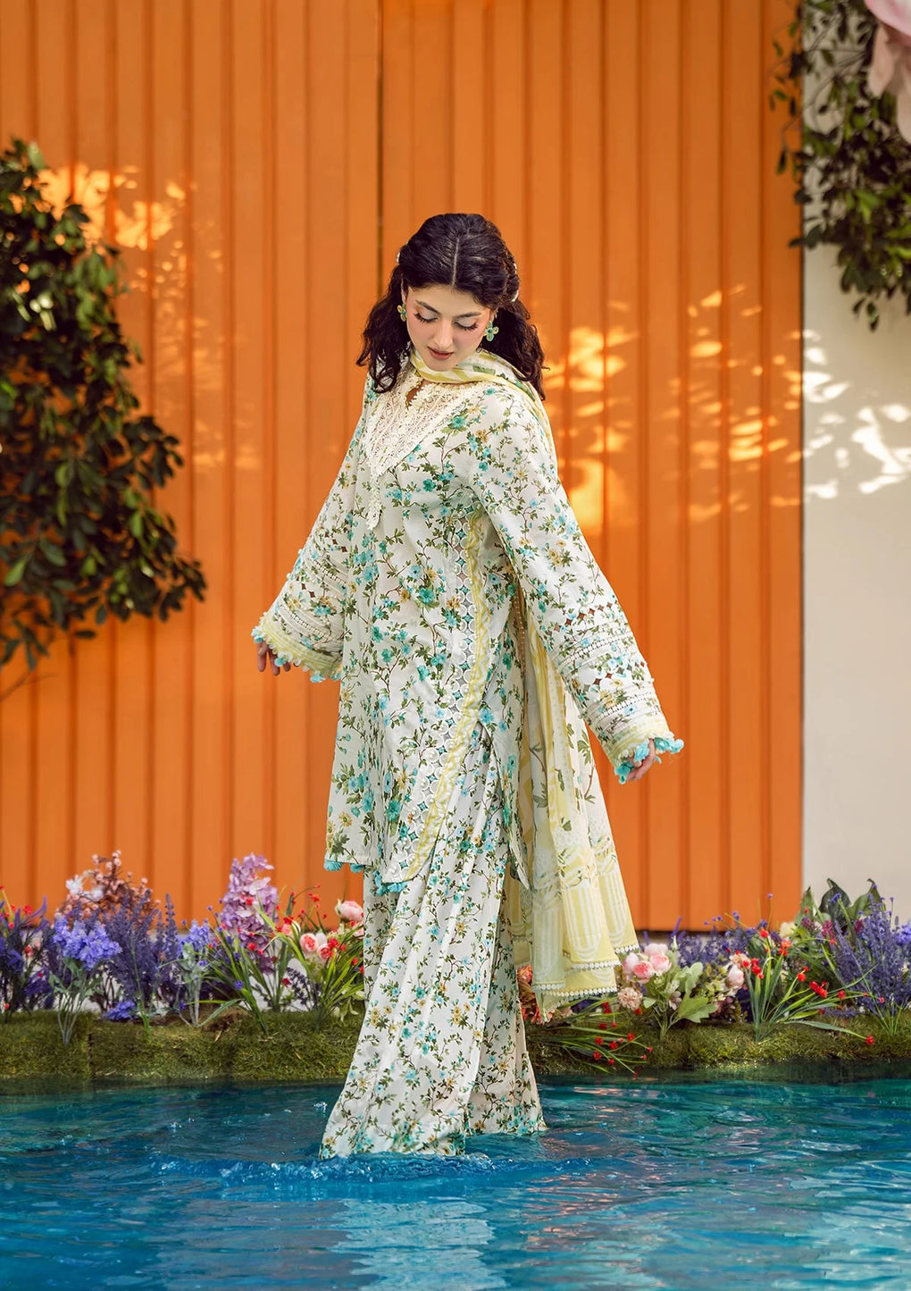 Elaf Premium | Prints 25 | EPS-3A IVORY WHISPERS M Off White Lawn