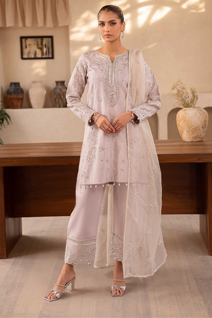 Emaan Adeel | Noore Festive Formals | YALINA XS Off White Raw Silk