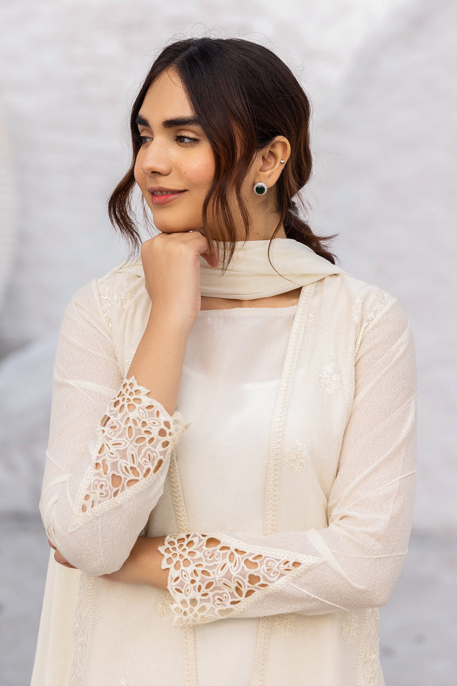 Erum Khan | Ramadan Edition | Amani M White Cotton Karandi