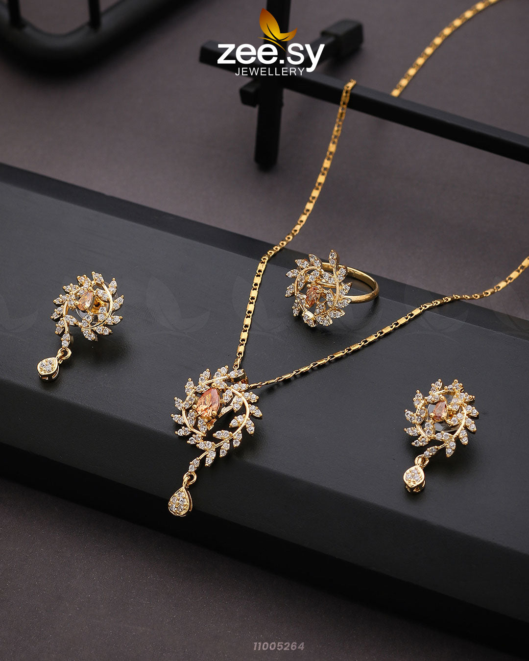 Pendant-0100 Golden Champagne