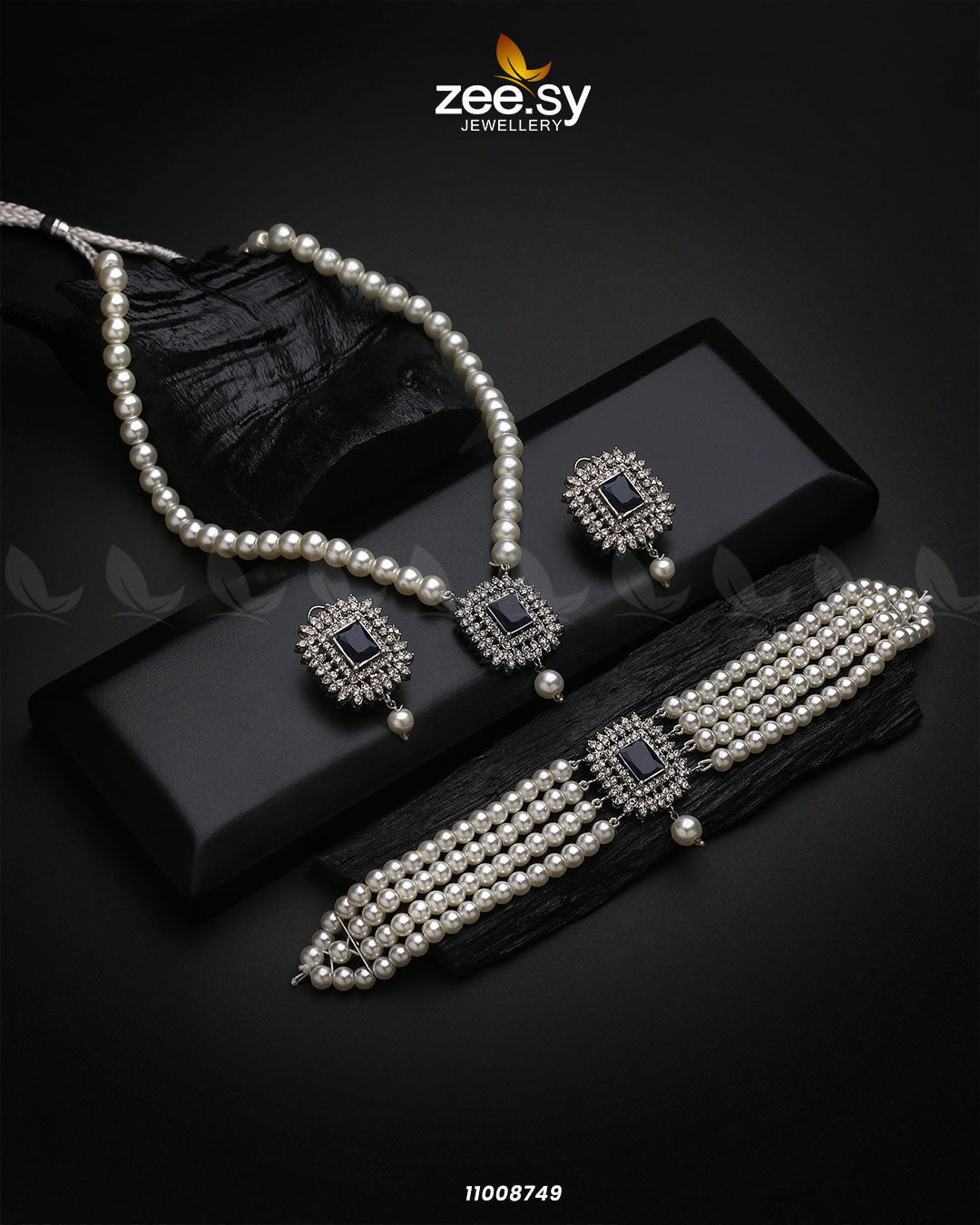 Necklace-1005 Black