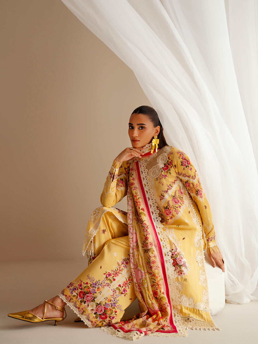 Bin Ilyas | Eres Bonita Viscose 25 | 1101-B - Pakistani Designer Dress - by Bin Ilyas - Type : Ladies Clothes - 100% Original at Saira Sultan