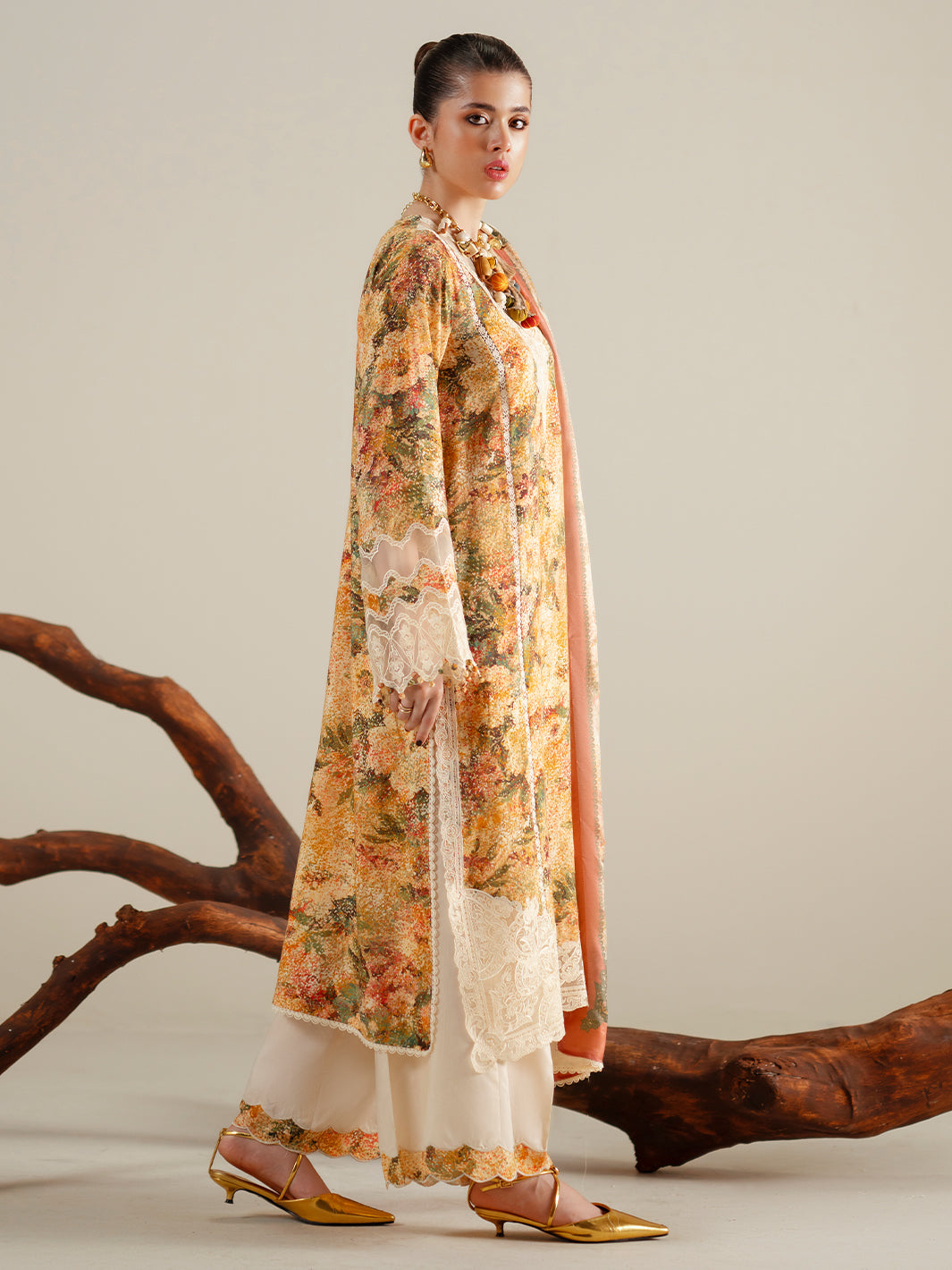 Bin Ilyas | Eres Bonita Viscose 25 | 1104-A - Pakistani Designer Dress - by Bin Ilyas - Type : Ladies Clothes - 100% Original at Saira Sultan