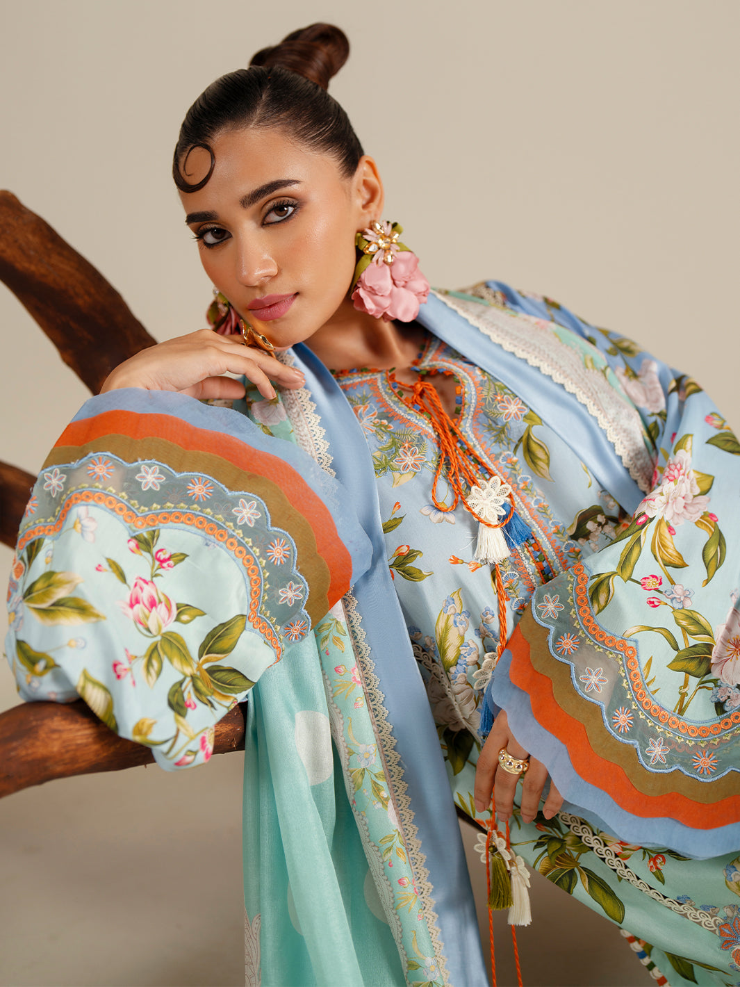 Bin Ilyas | Eres Bonita Viscose 25 | 1105-B - Pakistani Designer Dress - by Bin Ilyas - Type : Ladies Clothes - 100% Original at Saira Sultan