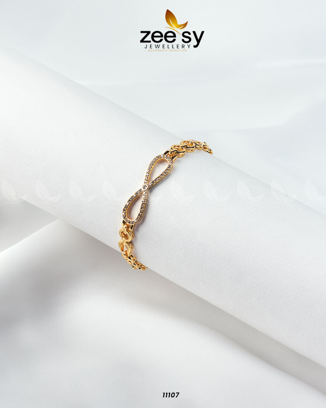 Ojos Bracelet Golden