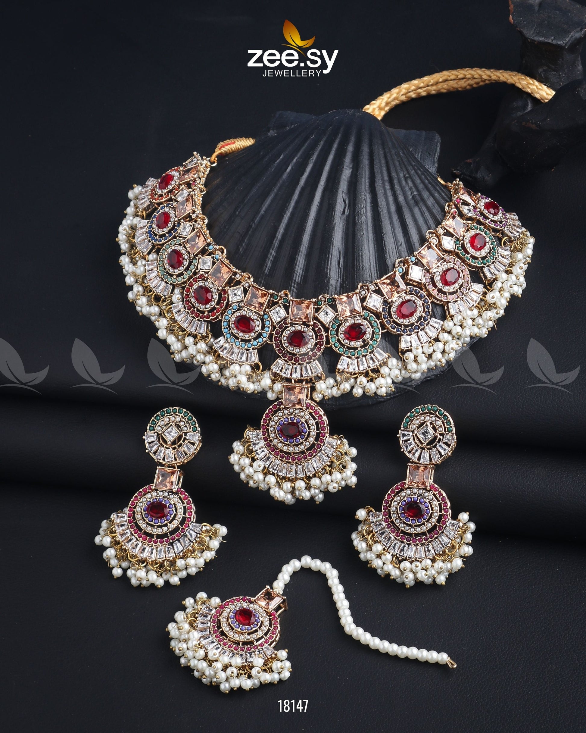 Anaya Necklace Set Golden Red