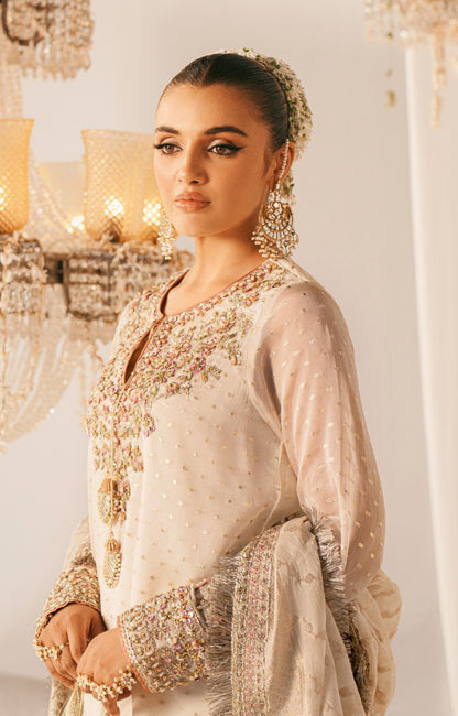 Inayat | Mehrma Luxury Pret 25 | Gulnar - Pakistani Designer Dress - by Inayat - Type : Ladies Clothes - 100% Original at Saira Sultan