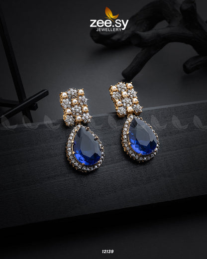 Amulet Earrings Blue