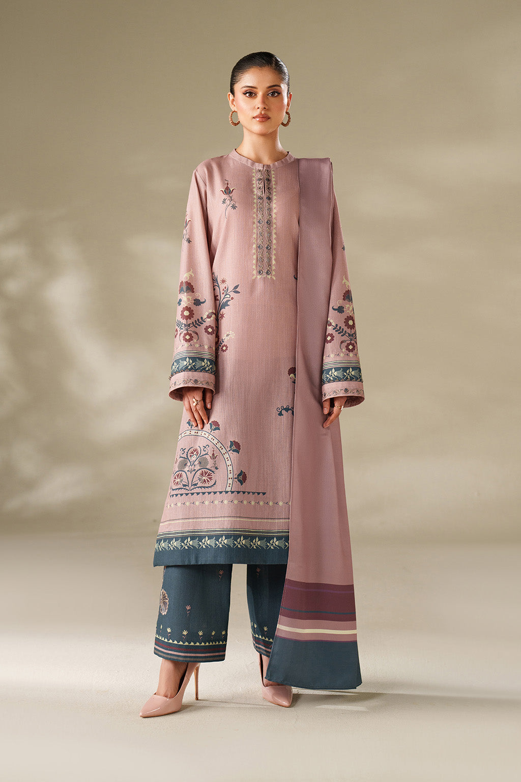 Iznik | Winter Chapter 25 | UE-569 Printed Khaddar by Iznik - Designer Dress - Type : Ladies Clothes - Available at Saira Sultan - 100% Original 
