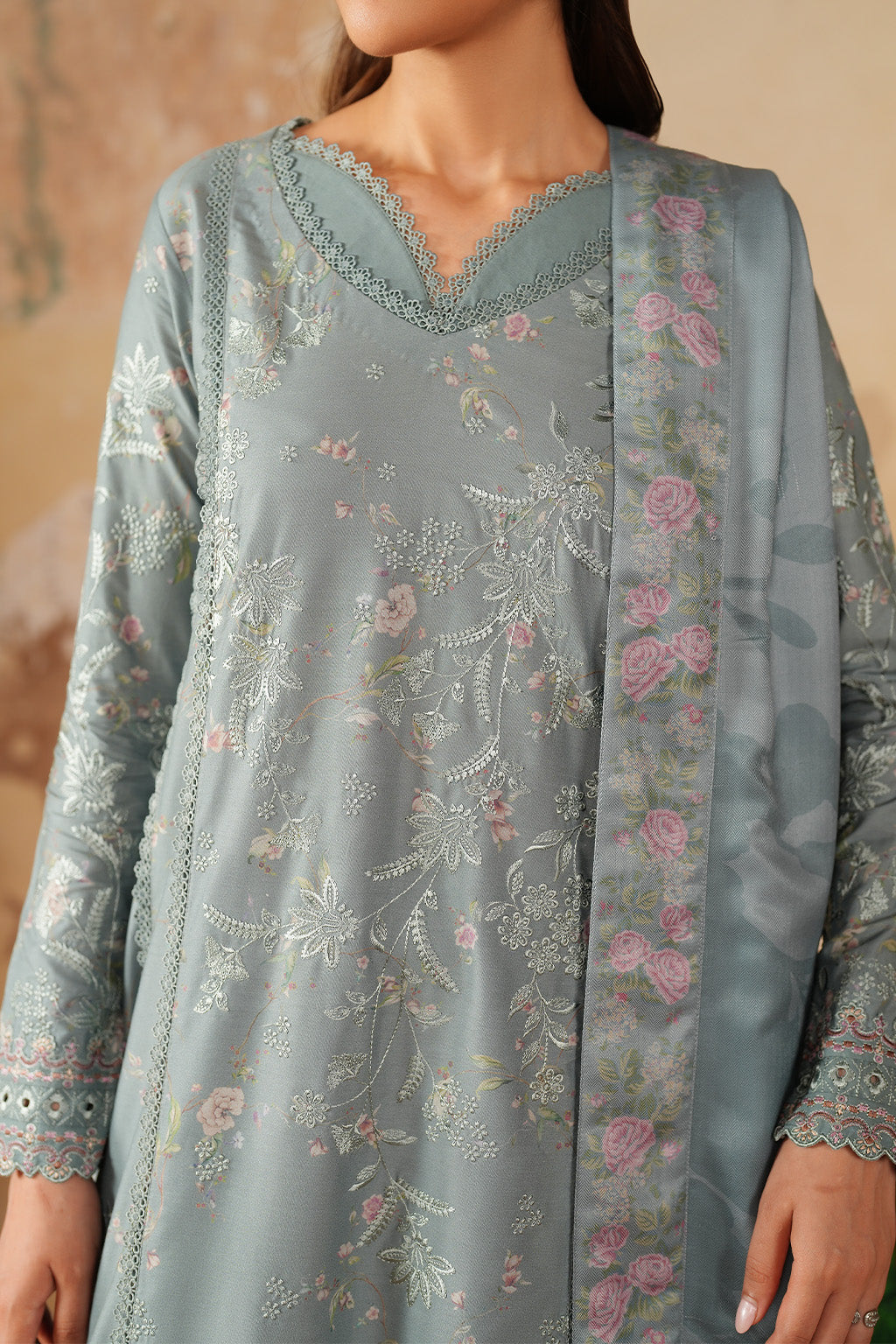 Iznik | Winter 25 | IPF-10 - Pakistani Designer Dress - by Iznik - Type : Ladies Clothes - 100% Original at Saira Sultan