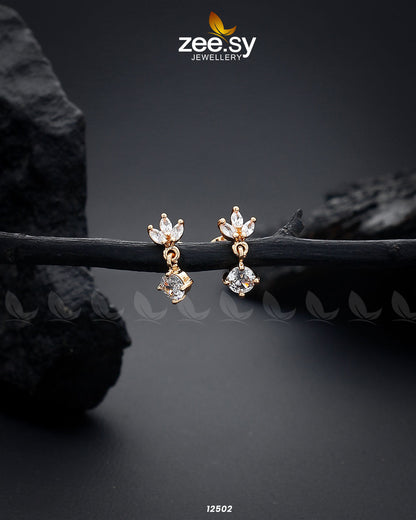 Tiny Leaf Earrings Golden