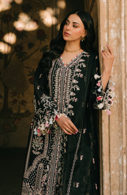 Fiona | Sarang Lawn 25 | Kara M Black Lawn