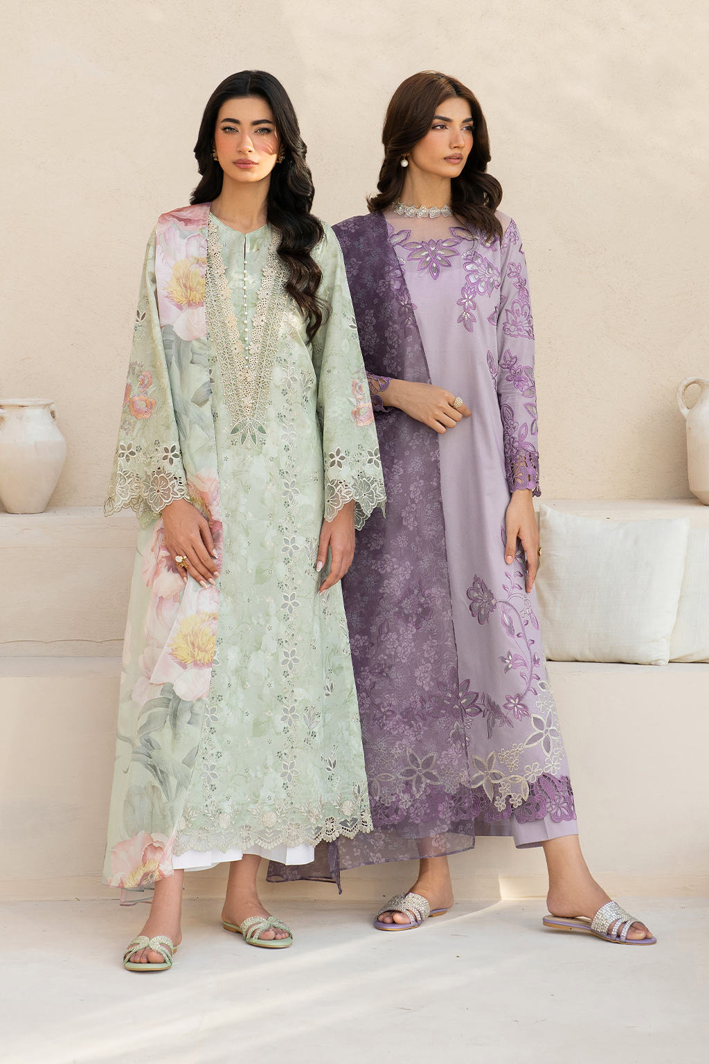 Iznik | Festive Lawn 25 | EFL-01 XL Pinkish Gray Lawn