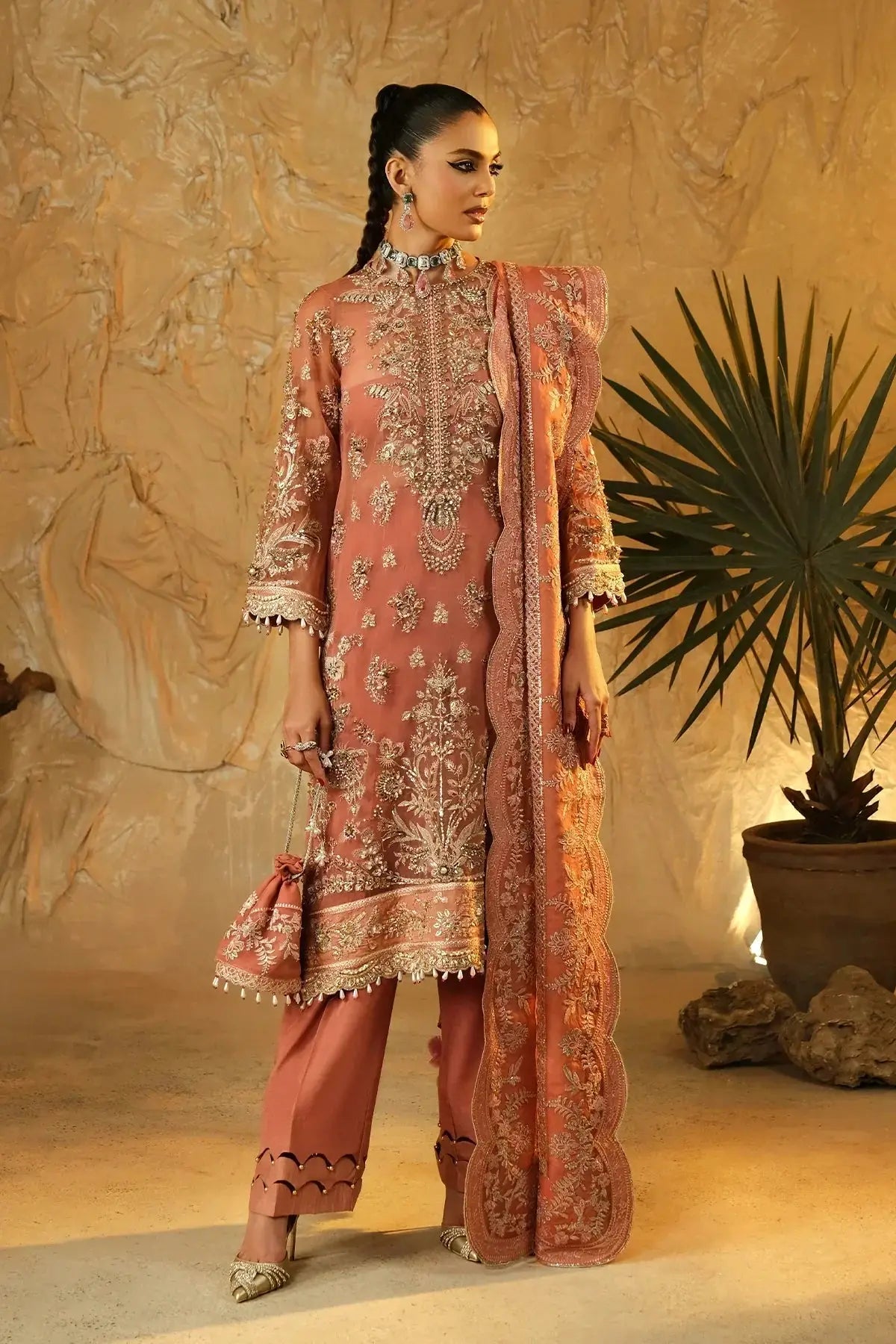 Mina Kashif | Kahani Luxury Formals 23 | Seroli - Pakistani Designer Dress - by Mina Kashif | Type: Formal - 100% Original at Saira Sultan
