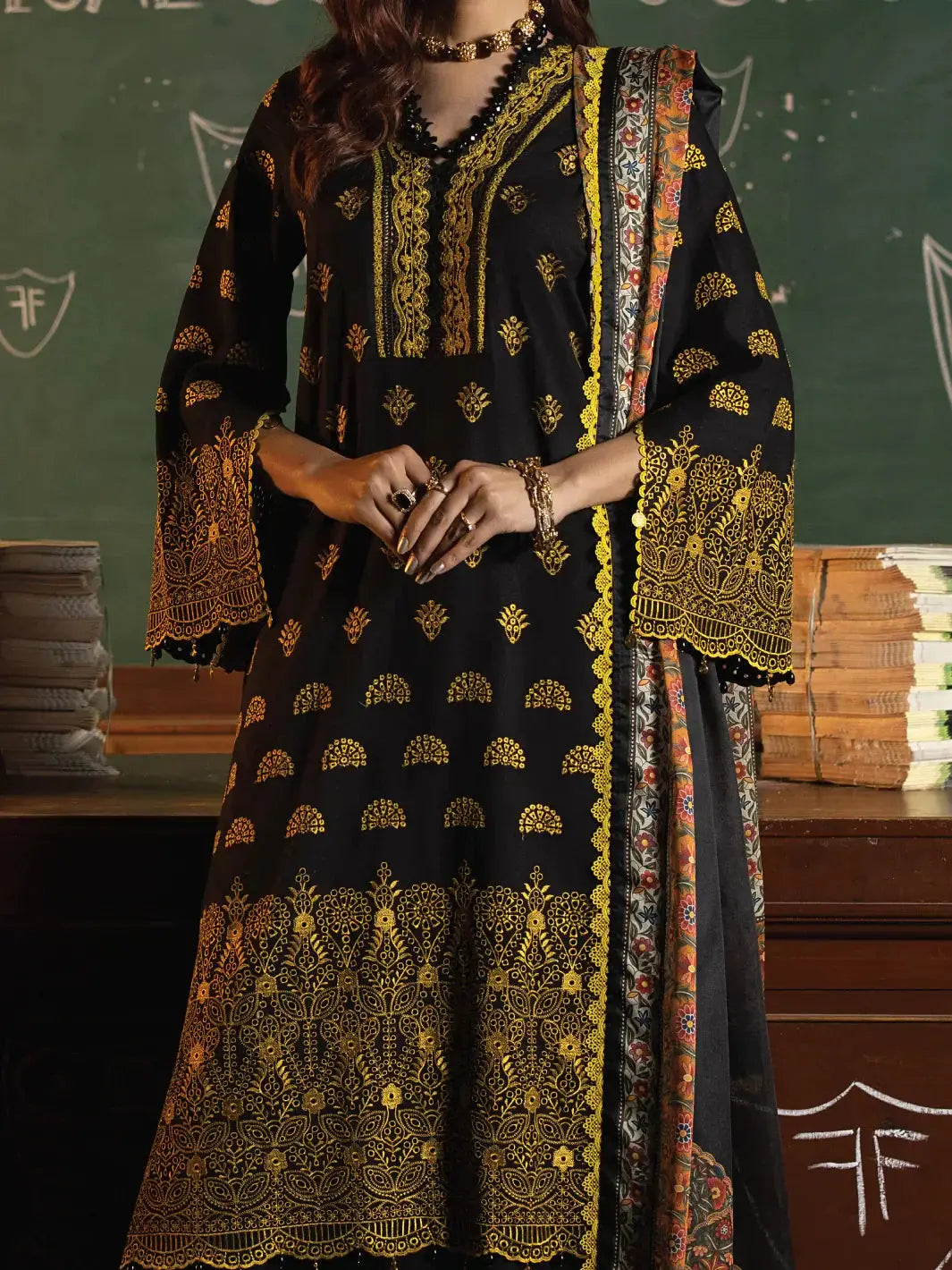Faiza Faisal | Maya Luxury Lawn | Clara - Pakistani Designer Dress - by Faiza Faisal | Type: Luxury - 100% Original at Saira Sultan