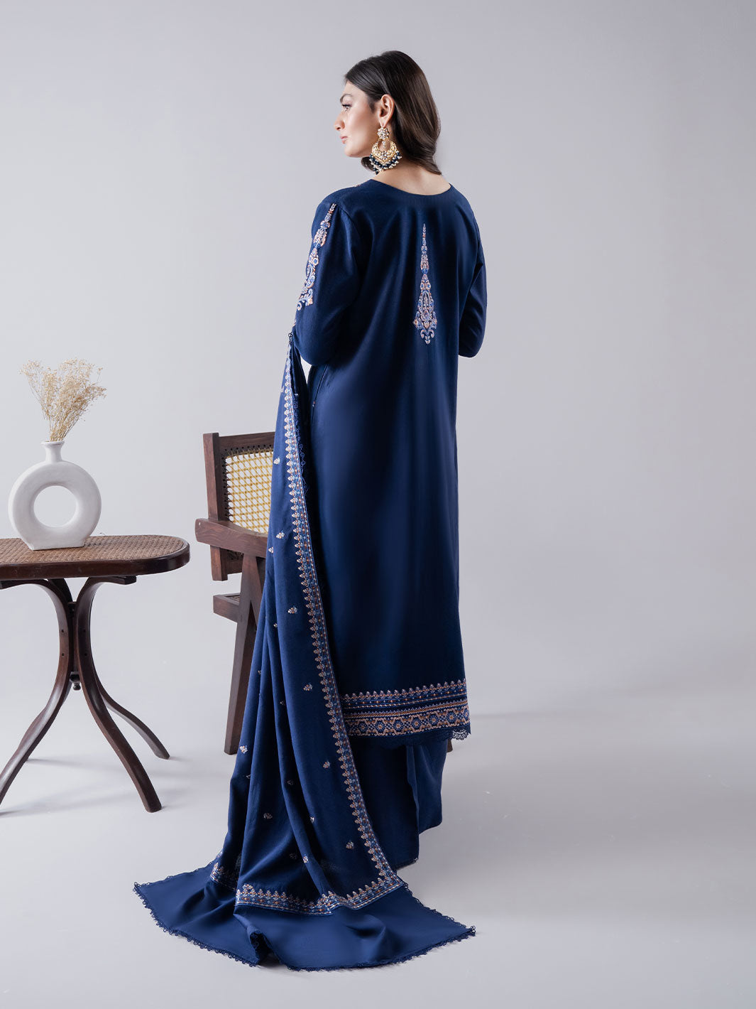 Faiza Faisal | Winter Edit 2024 | NAILA S Navy Blue Karandi