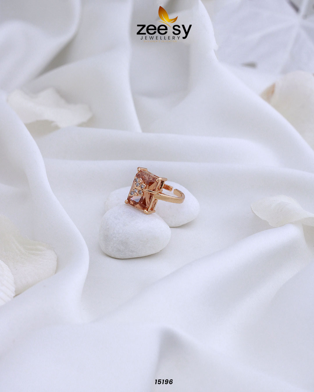 Butterfly Ring Champagne
