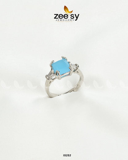 Dazzling Ring
