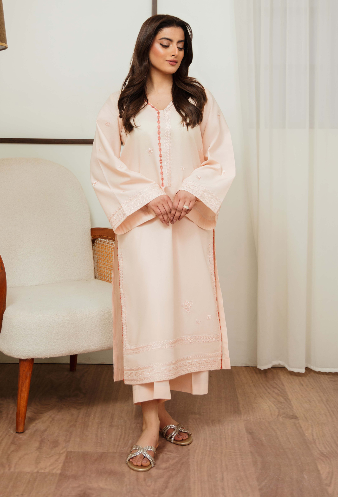 Humdum | Ayra Ready to wear | Ayra - D10 XS Pale Peach Lawn