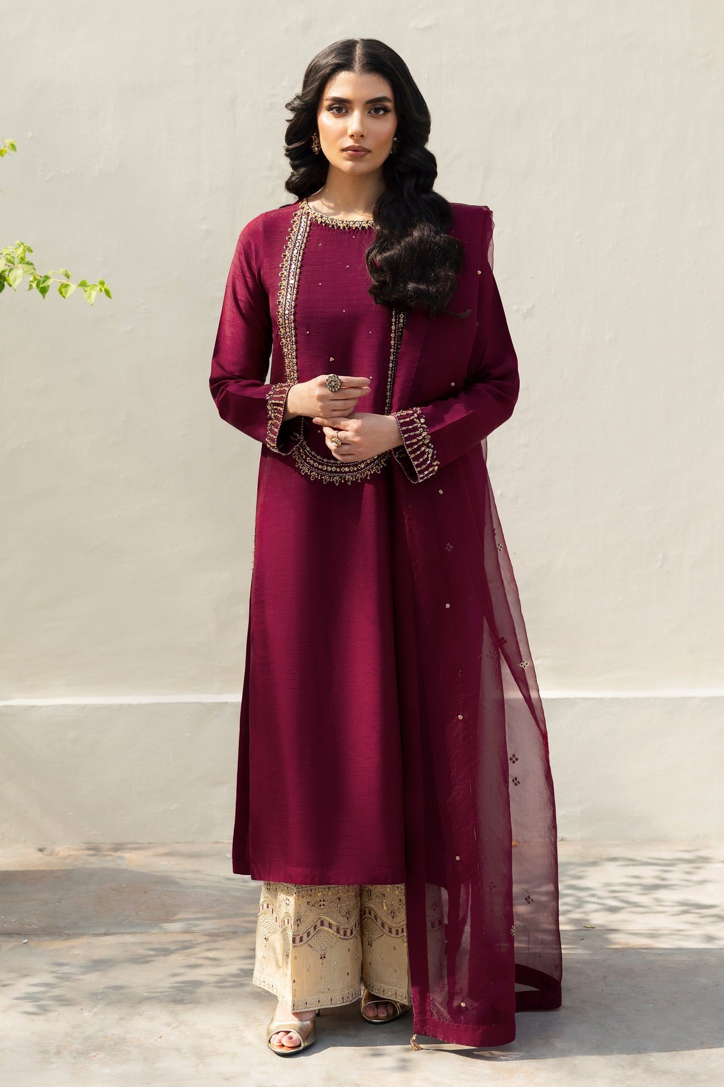 Naqshi | Rijaas Luxury Pret 24 | PARIZE XS Burgundy Indian Raw Silk