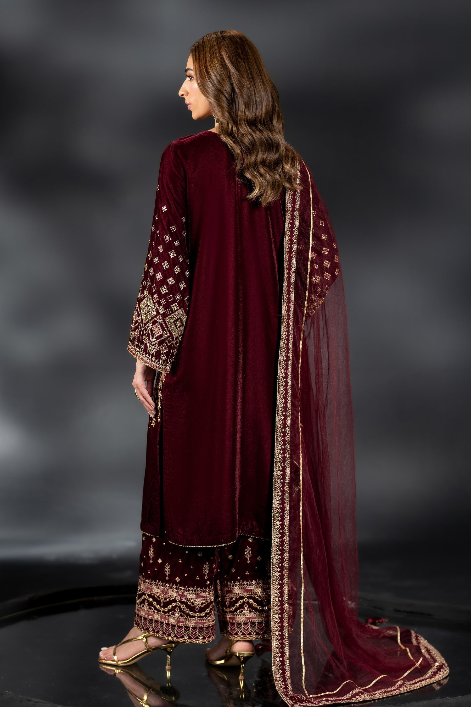 Naqshi | Makhmal 24 | MAHYM S Maroon Velvet