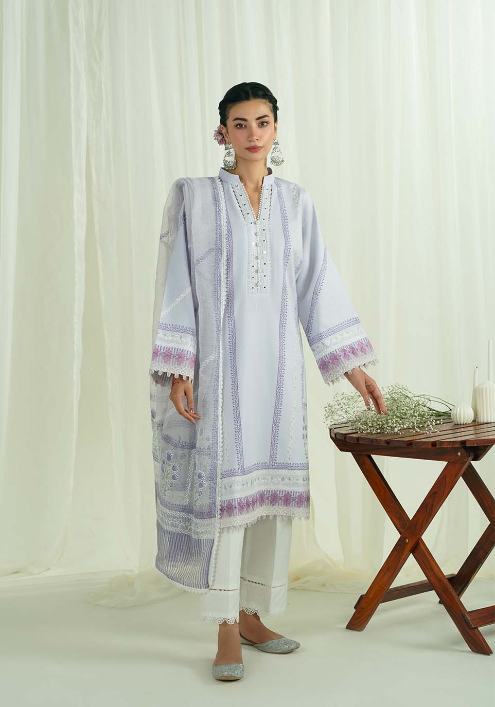 Zarqash | Nazakat Ready to Wear | LALARUKH - Pakistani Designer Dress - by Zarqash - Type : Ladies Clothes - 100% Original at Saira Sultan
