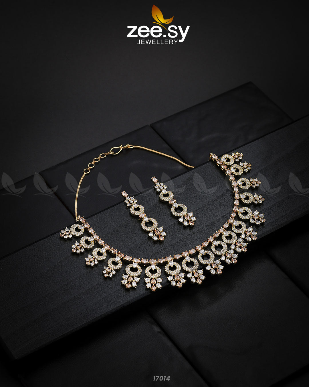 Statement Pieces Necklace Golden Champagne