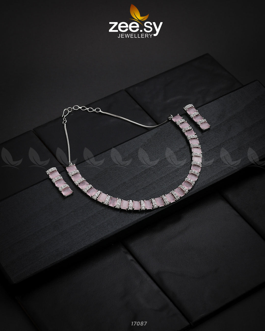 Shimmering Necklace Silver Mint Pink