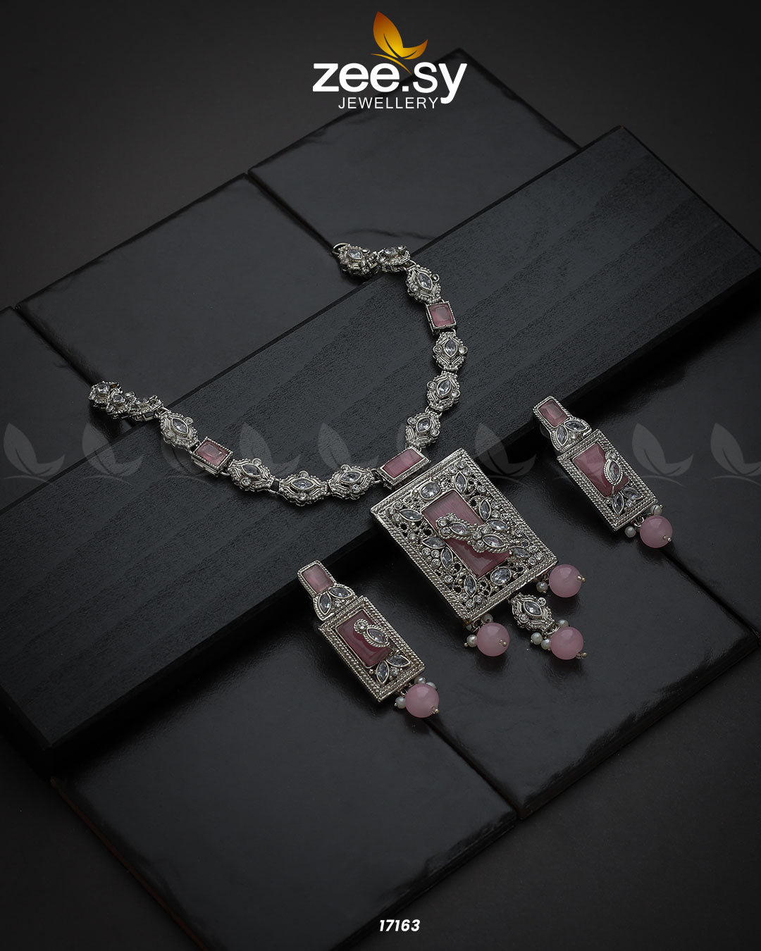Majestic Gems Necklace Silver Pink