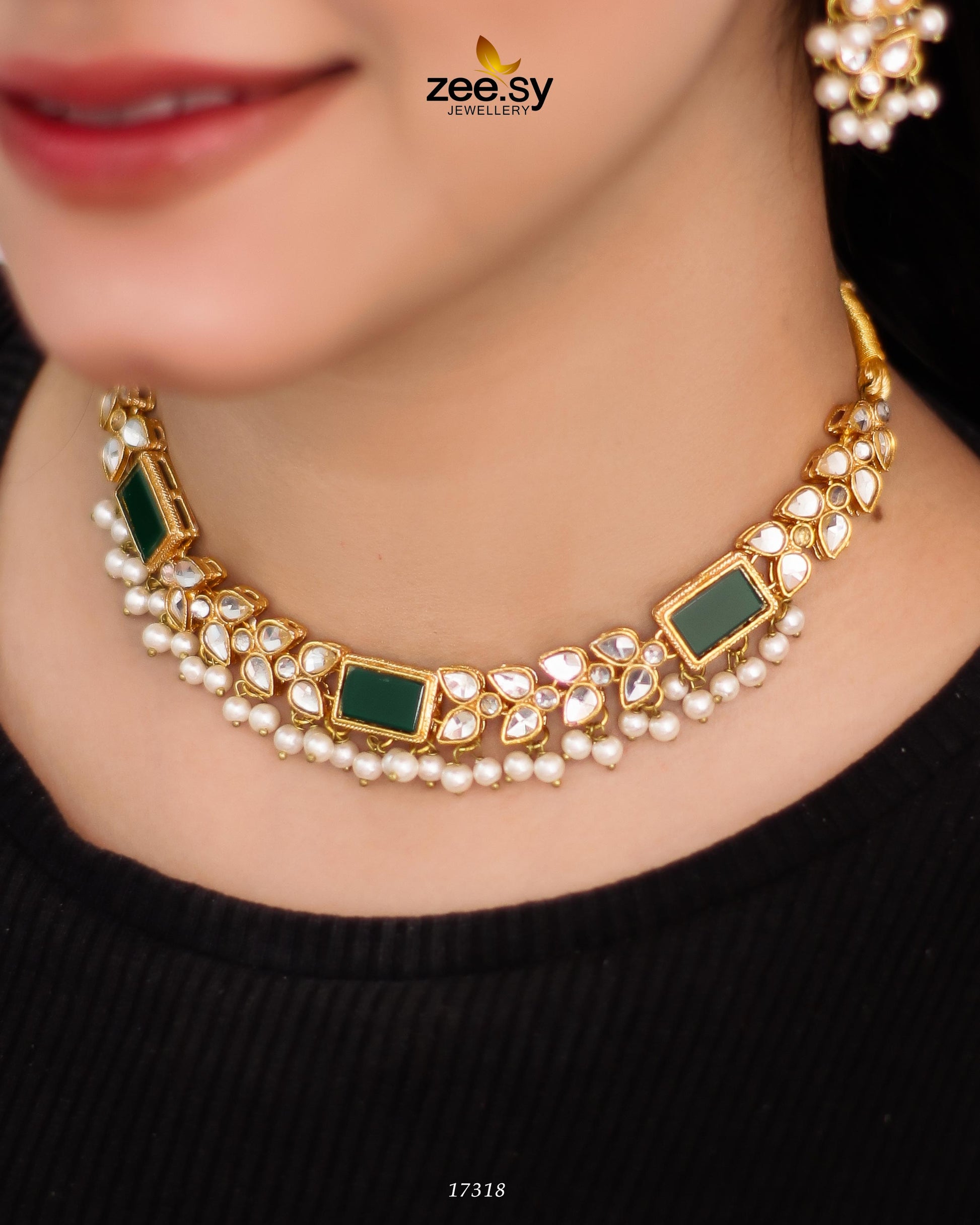 Stunning Necklace Green