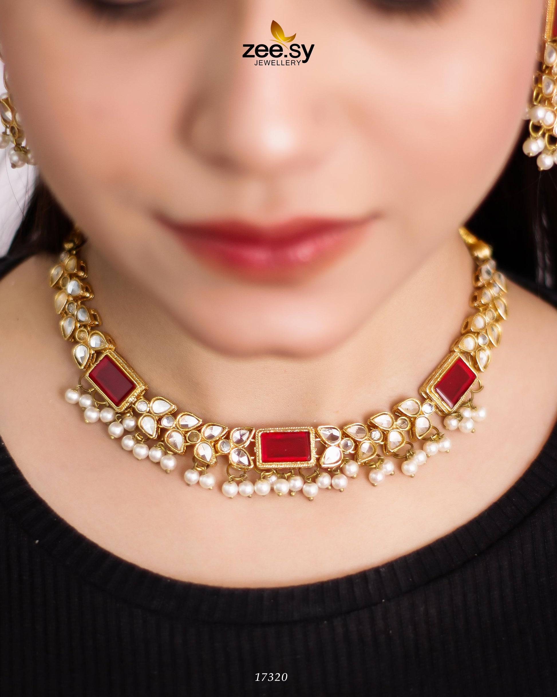 Stunning Necklace Red