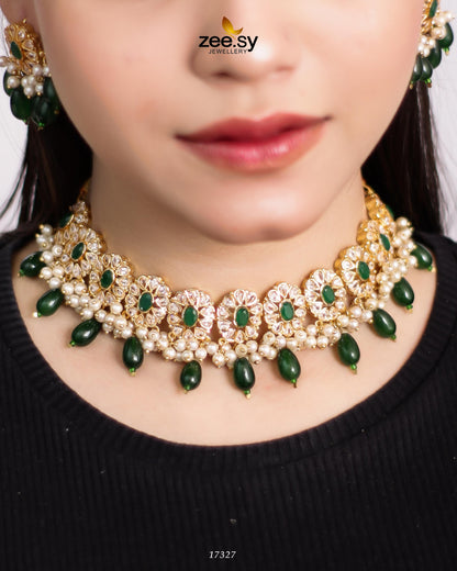 Blooming Flower Necklace Golden Green