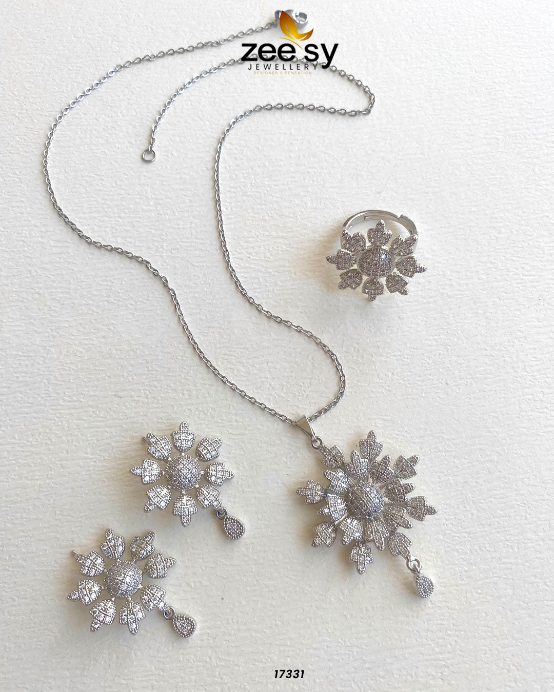 Sunflower Necklace Silver White
