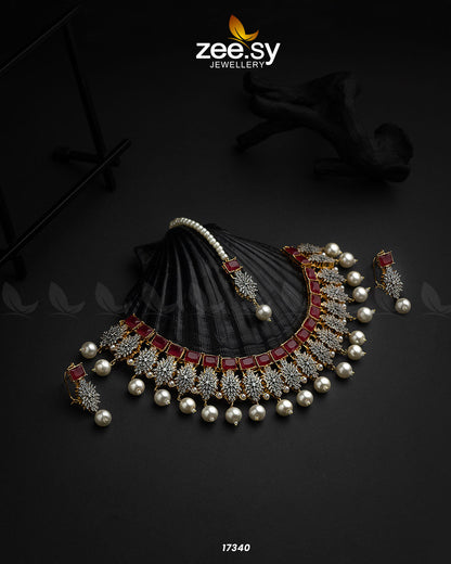 Preeti Necklace Red