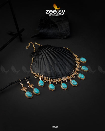 Arash Necklace Feroza