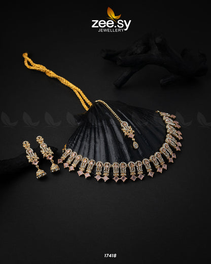 Classic Zircon Necklace Golden Pink