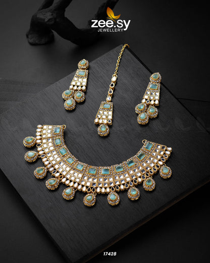 Prestige Necklace Mint Green