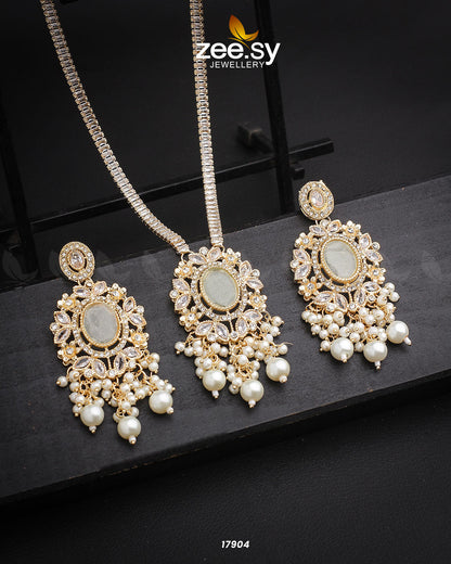 Adella's Necklace Golden White