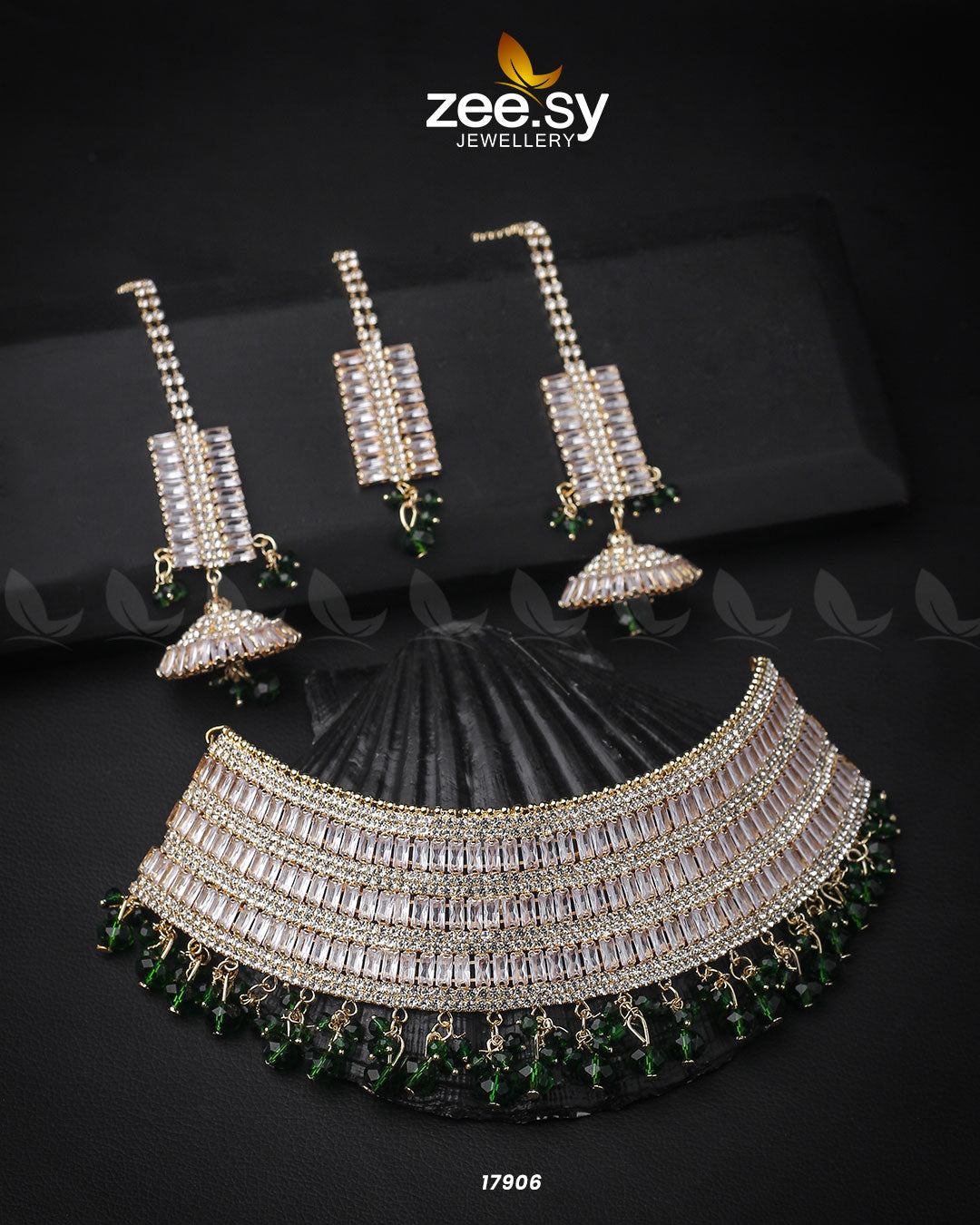 Sumayah's Choker Necklace Golden Mint Pink