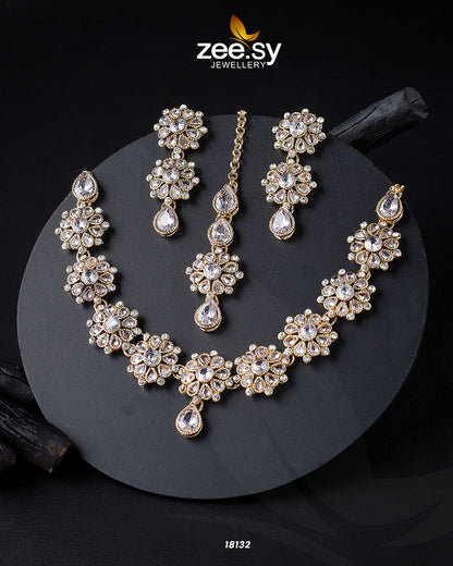 Narcissus Necklace Set Golden White